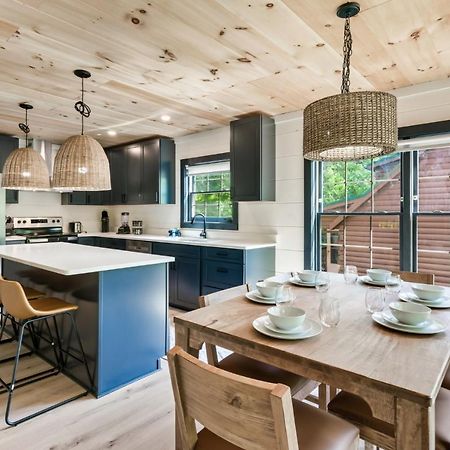 Whispering Pines Villa เซอเวียร์วีล ภายนอก รูปภาพ