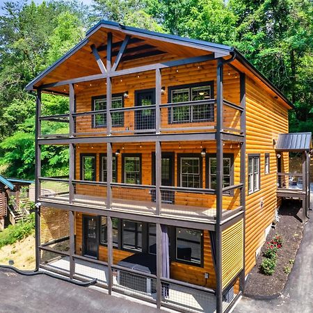 Whispering Pines Villa เซอเวียร์วีล ภายนอก รูปภาพ