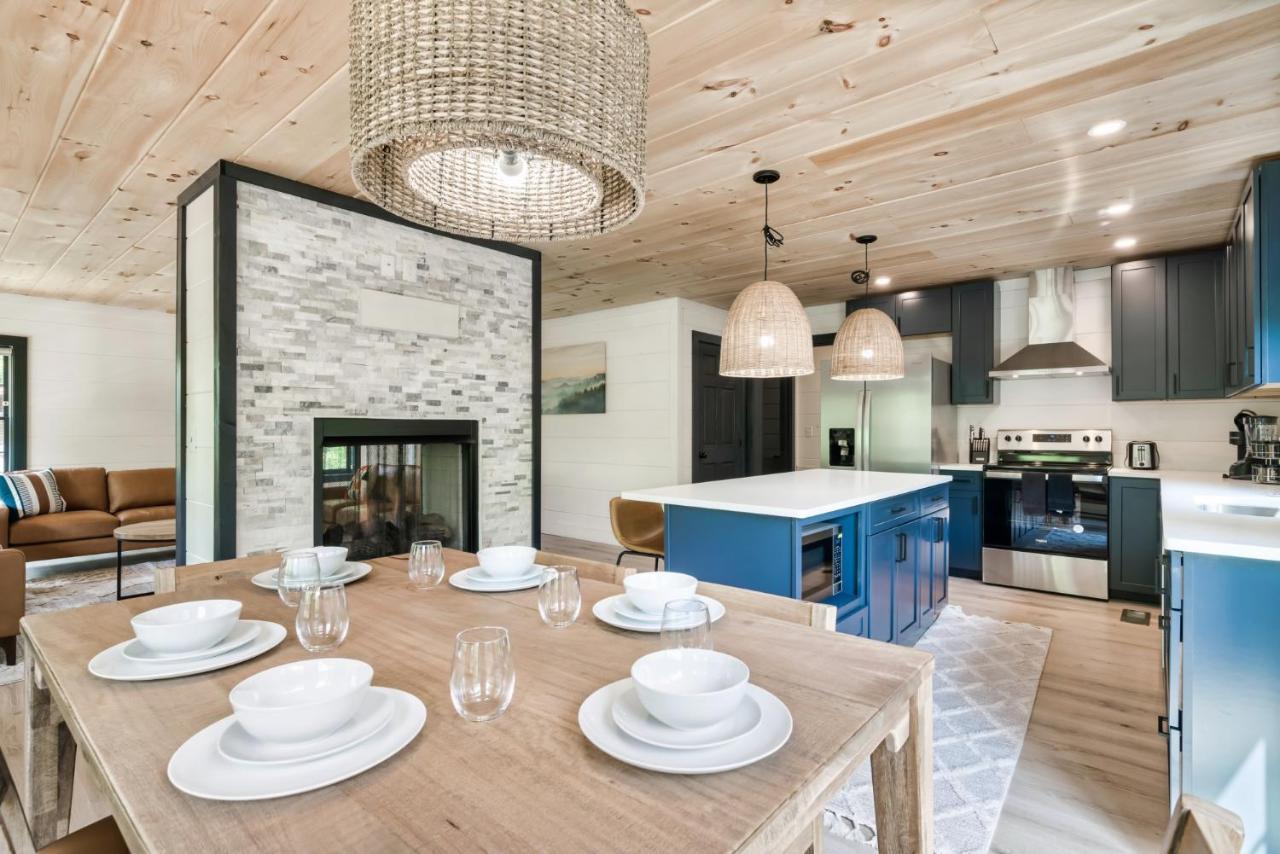 Whispering Pines Villa เซอเวียร์วีล ภายนอก รูปภาพ